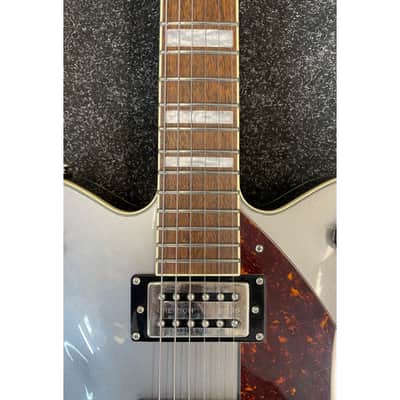 Gretsch G2622 Streamliner Hollowbody Electric Guitar with Center Block, Double-cut & V-Stoptail in Gun Metal Pre-Owned image 18