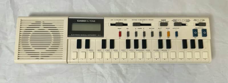 Casio VL-1 VL-Tone 29-Key Synthesizer Keyboard 1979 - 1984 - White image 1