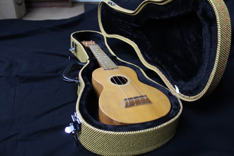 YAMAHA No.80 ウクレレ ソプラノ ウクレレ探訪44 『YAMAHA No.80』日本のヴィンテージ・ウクレレ - YouTube