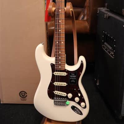 Fender Limited Edition Vintera '60s Stratocaster Olympic White (Used) image 1