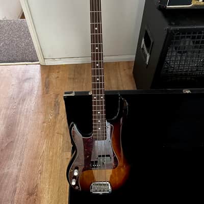 G&L LB-100 USA Bass – Left-Handed – Flame Sunburst + OHSC – Excellent 💲**$1,000** Used – Excellent image 1