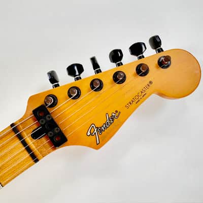 Fender Stratocaster SF-451M Boxer White 1984-1987 made in Japan image 2