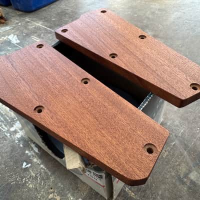 Red Hook Millworks Mahogany Side Panels UB-Xa D 2024 - Natural Oil image 4