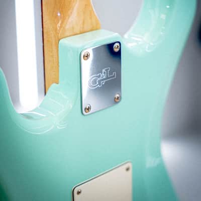 G&L Fullerton Deluxe Legacy Strat Surf Green image 8