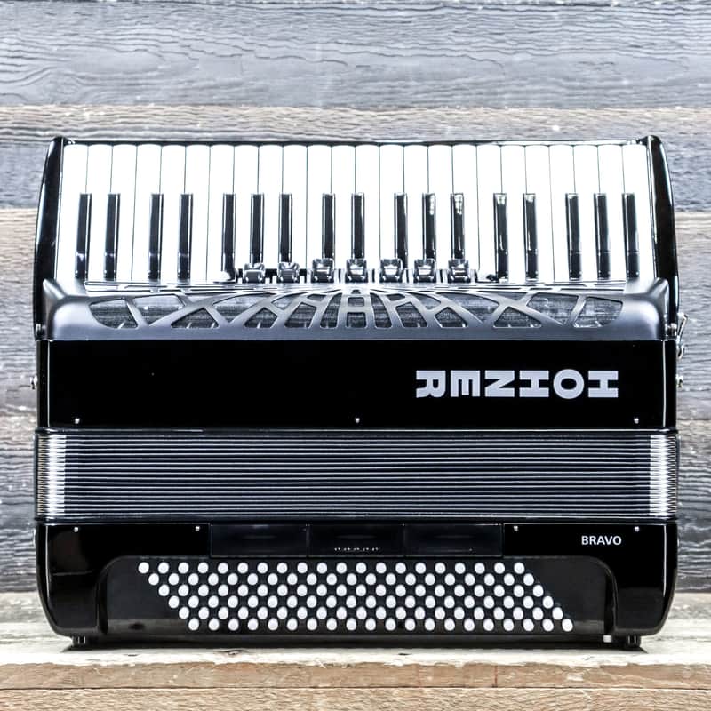Hohner Bravo III 120 Black 120-Bass 41-Silent Key 3-Voice Piano Accordion w/Bag image 1