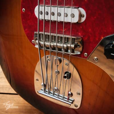 Fender Japan Bass VI Sunburst 1996 image 15