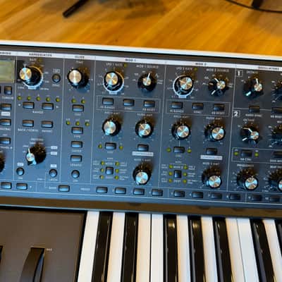 Moog Subsequent 37 Analog Synth 2017 - Present - Black image 4
