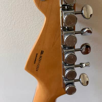 Fender Fender Standard Stratocaster MIM 2006 - 60th Anniversary Edition 2006 - Sunburst image 4