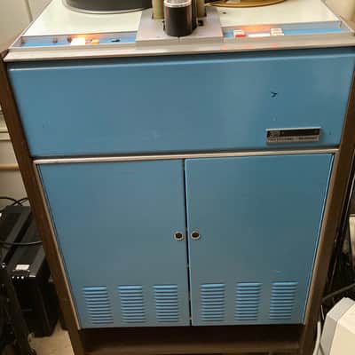 3M Model 56 Vintage Analog 2" 16 Track Tape Machine • Famous Background • Excellent Condition image 3