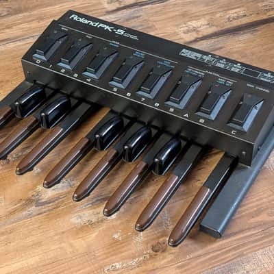 Roland PK-5 Bass Dynamic MIDI Pedal Keyboard Battery Powered Great Shape W/Manual & PSU image 3