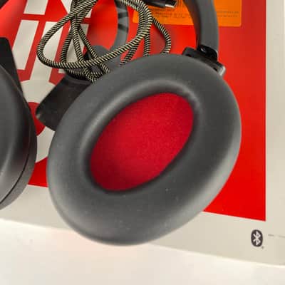 Positive Grid Spark NEO Core Bluetooth AI Modeling Smart Guitar Headphones image 4