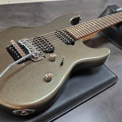 Dean Avalanche Ultra 7 String Silver Sparkle Gold Flake Seven String 24 Fret 25.5" Scale Floyd Rose HH Super Strat Electric Guitar MIK Korea Korean with hard case image 11