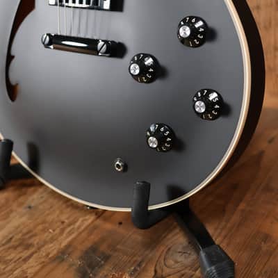 EVH SA-126 Special - Stealth Black image 9