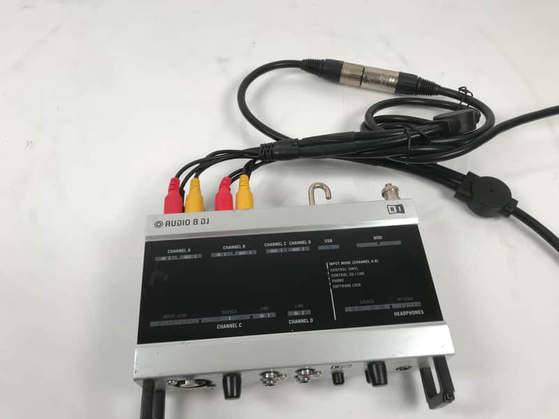 Native Instruments AUDIO 8 DJ Black Interface Audio | Reverb Poland