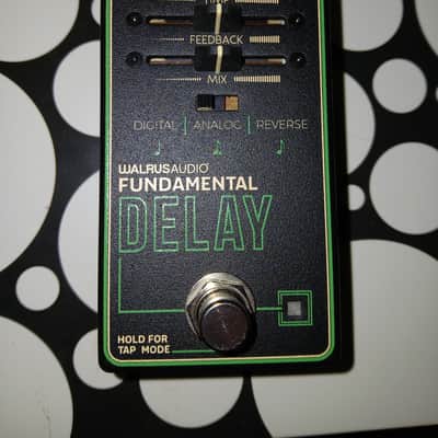 Walrus Audio Fundamental Delay 2023 - Present - Black / Green image 1