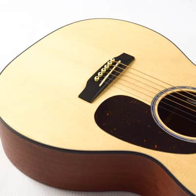 Martin 000C JR-E - Natural image 6