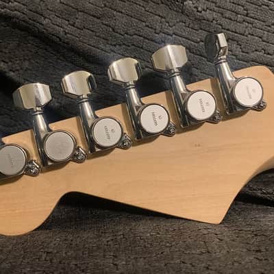 CUSTOM WARMOTH MAPLE STRAT / STRATOCASTER (BEE / BUMBLEBEE) BLACK-HEADSTOCK LOADED NECK image 6