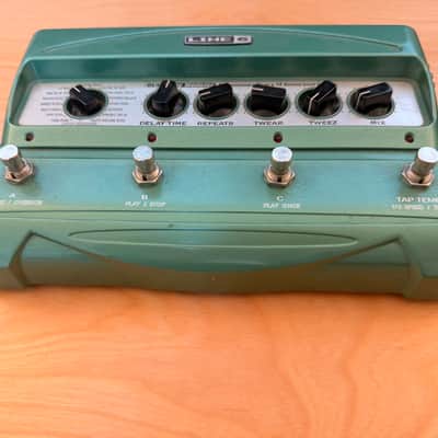 Line 6 DL4 Delay Modeler 1999 - 2021 - Green image 4