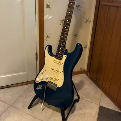 Fender Highway One Stratocaster Left-Handed with Rosewood Fretboard 2003 - 2005 - Sapphire Blue Transparent- Seymour Duncan SSL-6 pickups image 1