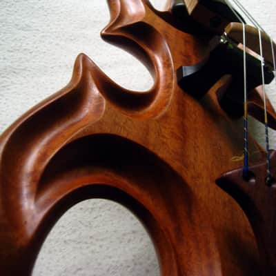 Electric Cello (Handcrafted, made to order) - "The Banshee" - Justin Wall Lutherie image 3