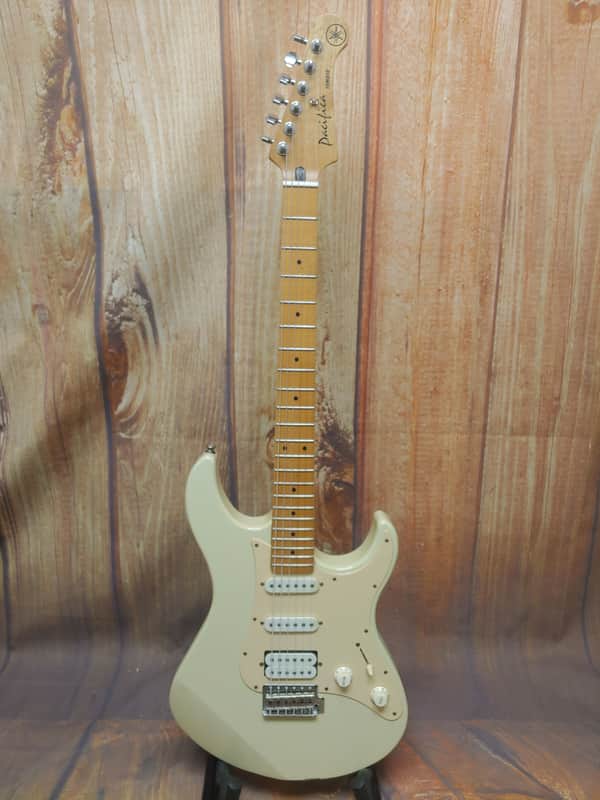 Yamaha Pacifica 112M HSS  N/A image 1