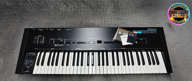 Roland MKB-200 ✅ Vintage MIDI Master Keyboard ✅ Original Box Included ✅ Classic Roland Controller ✅ Cleaned & Fully Checked ✅ Worldwide Shipping image 1