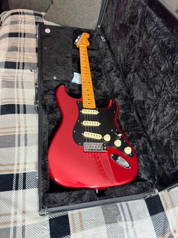 Fender American Ultra II Stratocaster with Maple Fretboard 2024 - Present - Sinister Red image 1