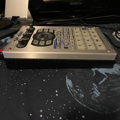 Roland SP-404 OG Works Great Incl. 1GB Card and Power image 4