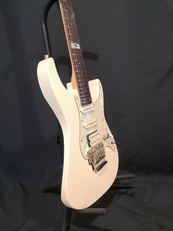 Fernandes LA-80KK 2000s Pearl White Made in Japan | Reverb