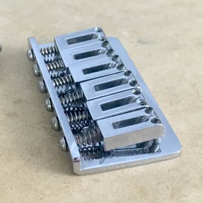 Vintage Fender 70s Tele Deluxe Bridge Thinline Hardtail Original 011032 Saddles 52.8mm String Spacing image 2