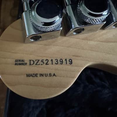 Fender American Deluxe Stratocaster 2005 Crimson Transparent image 9