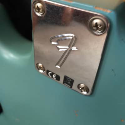 Fender JMJ Road Worn Mustang Bass + Hard Case, Pro Setup image 10