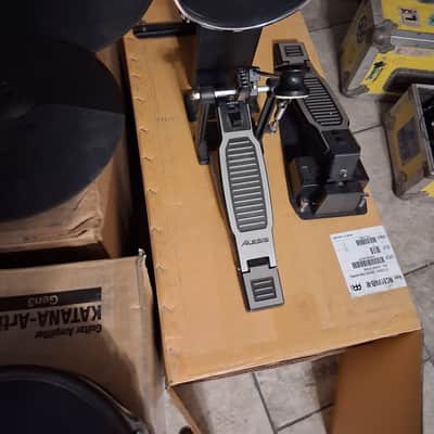 Alesis Command 10 piece drum pad lot Bild 4