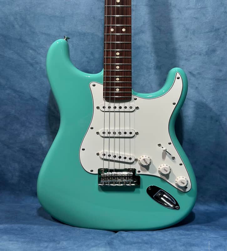 Fender Player Stratocaster Seafoam Green 2023