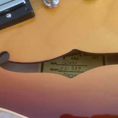 Gibson ES-339 Memphis 2019 - Gloss Light Caramel Burst image 4