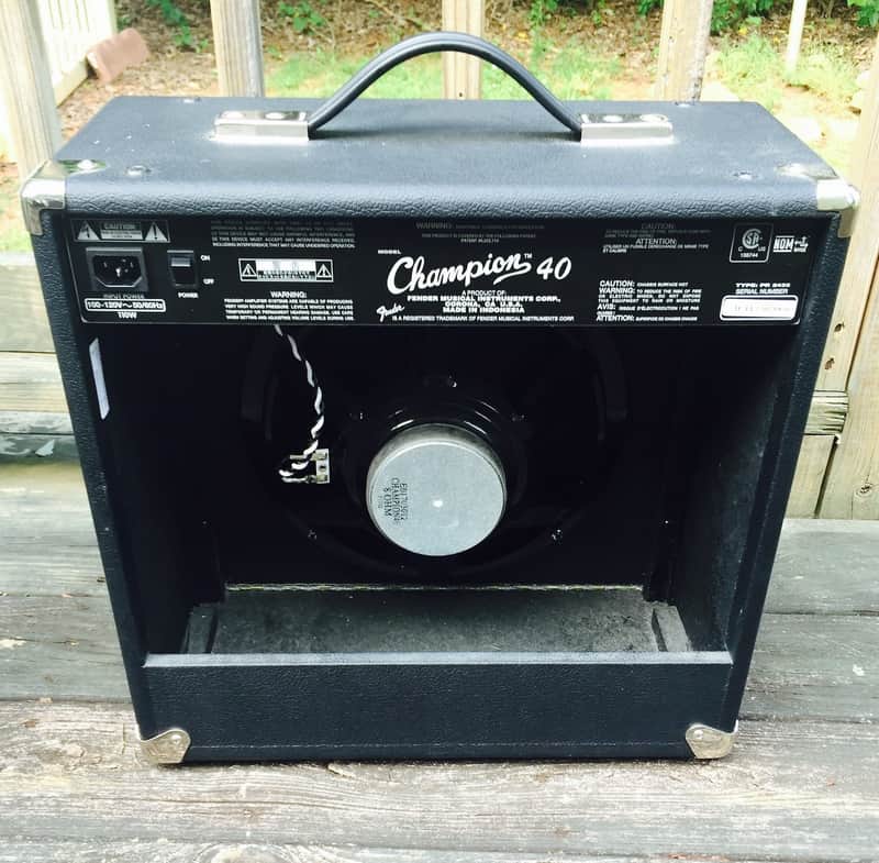 Fender Champion 40 2-Channel 40-Watt 1x12" Guitar Practice Amp image 4