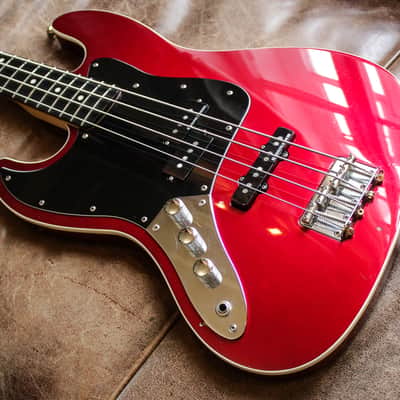 Rare Left Handed Fender Jazz Bass Aerodyne 2010 Candy apple red image 1