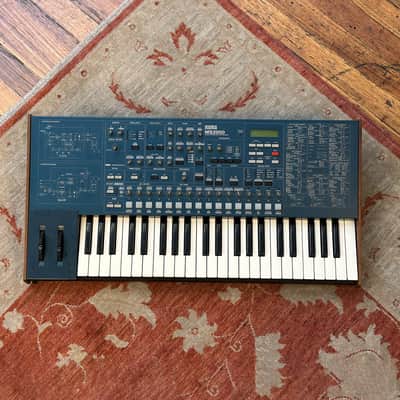 KORG MS2000 Analog Modelling Synthesiser