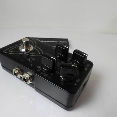 TC Electronics Trinity T2 Reverb Effects Pedal V2 Version 2 Free USA Ship image 3