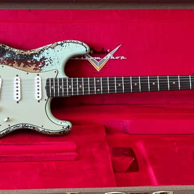 FENDER CUSTOM SHOP 1961 Stratocaster Super Heavy Relic, 3A Rosewood Fingerboard, Aged Surf Green over 3-Color Sunburst 9231016779 SERIAL NUMBER CZ590492 - 7 LBS 6 OZ image 5