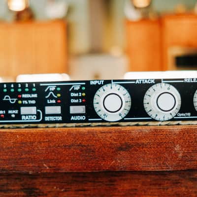Empirical Labs Distressor EL8 Compressor/Limiter image 4