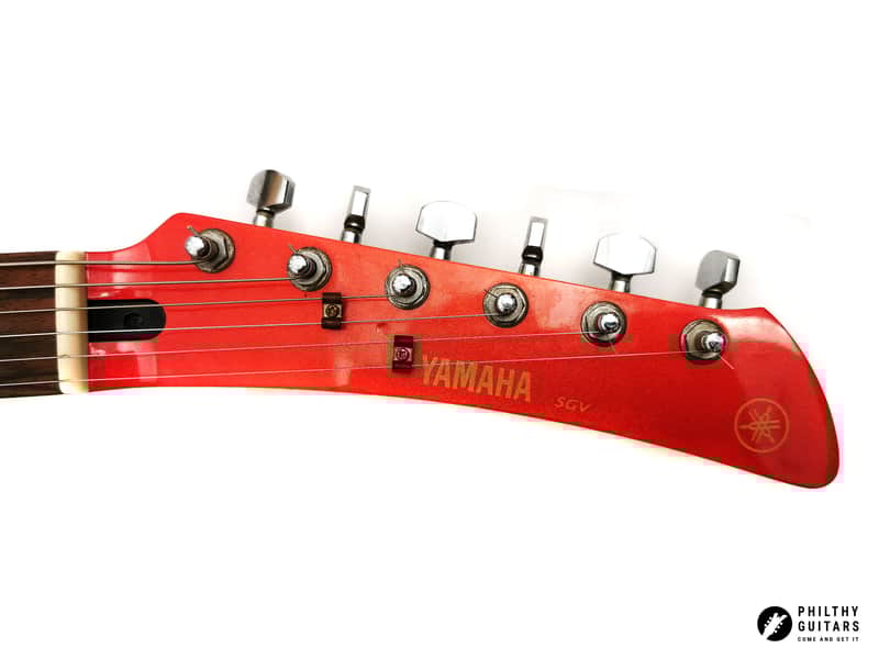 Yamaha SGV 300 electric gutiar from 2000 - Metallic Red (Surf