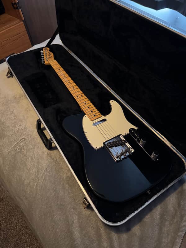 Fender Telecaster with Maple Fretboard 1978 - Black image 1