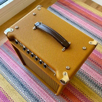 Two Rock Studio Signature 35-Watt 1x12" Guitar Combo 2026 Tweed image 6
