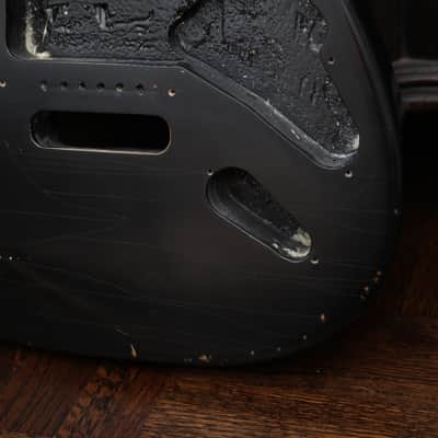 Allparts Stratocaster Body Black Aged Relic Nitrocellulose Lacquer Fender Licensed Strat image 9