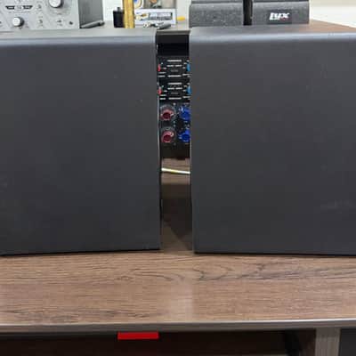 Yamaha HS50M Powered Studio Monitor (Pair) 2010s - Black image 3