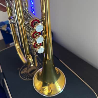 Bb Cornet – Gold/Silver Finish – Complete with Hardcase & Mouthpiece image 8