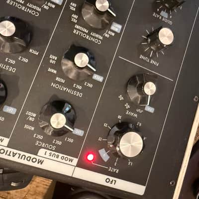 Moog Minimoog Voyager Old School 44-Key Monophonic Synthesizer 2008 - 2009 - Whitewash Cabinet image 3