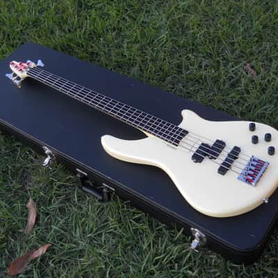 1980's ESP Horizon 5 String Bass Guitar JAPAN, Great Condition & Hard To Find, All Original W/OHSC image 12