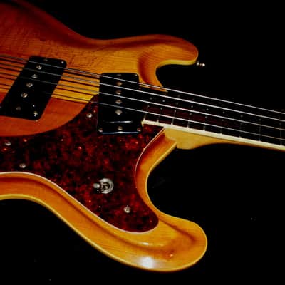 Mosrite MARK X, Model 502 JOE MAPHIS BASS 1967 Natural. Walnut Body. Spruce Top. Maple Neck. image 24
